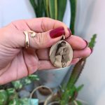 پلاک طلا چهره بیضی